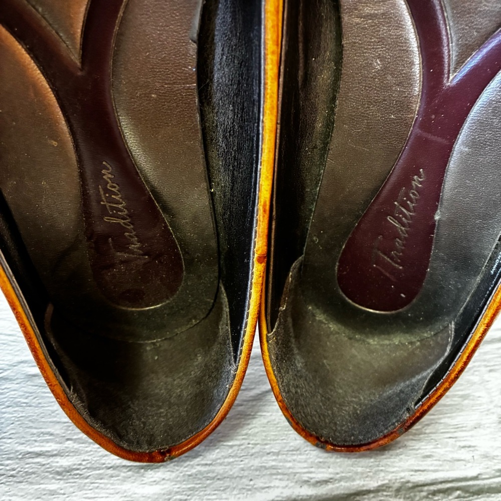 Tradition Rosie Distressed Whisky Slip On Shoes - Picture 12 of 16